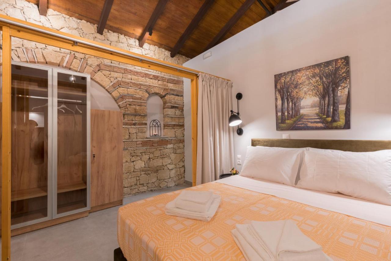 Casa Leone, Cosy Apartment Overlooking The Square Spílion Esterno foto