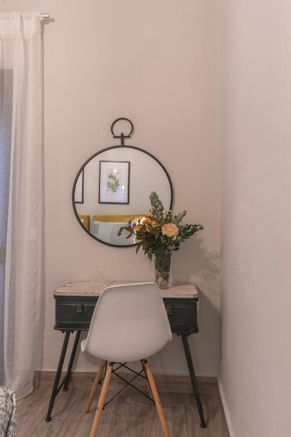 Casa Leone, Cosy Apartment Overlooking The Square Spílion Esterno foto